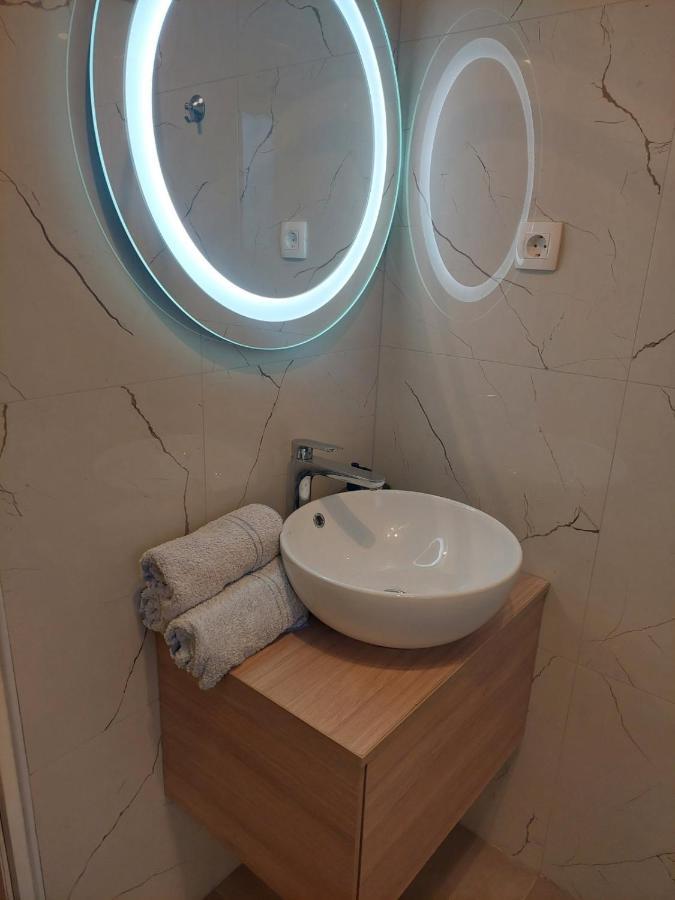 Sofia Apartment *